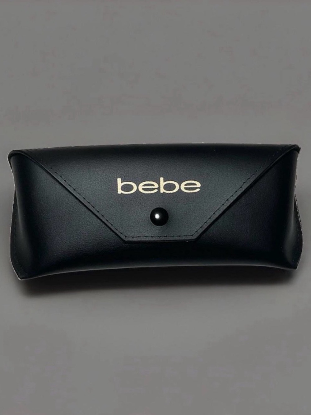 bebe Black Snap Closure Glasses Pouch Eyeglasses/Sunglasses Case for Women